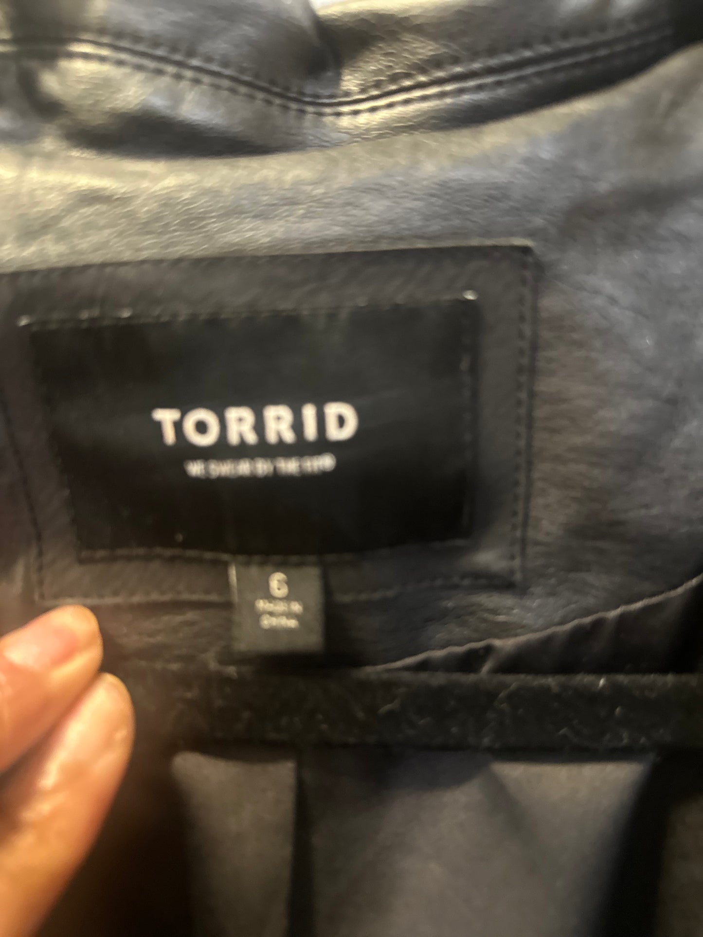 Size 6x (30) Torrid Faux Leather Jacket
