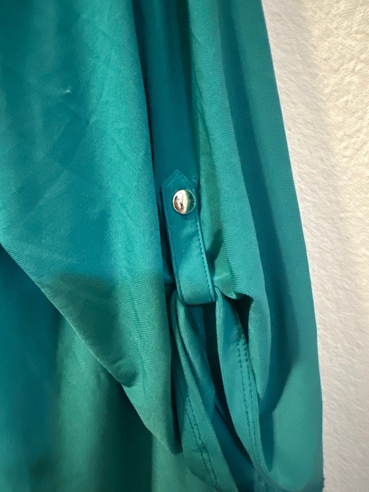 Size 3x (24) three-quarter length green blouse with faux buttons