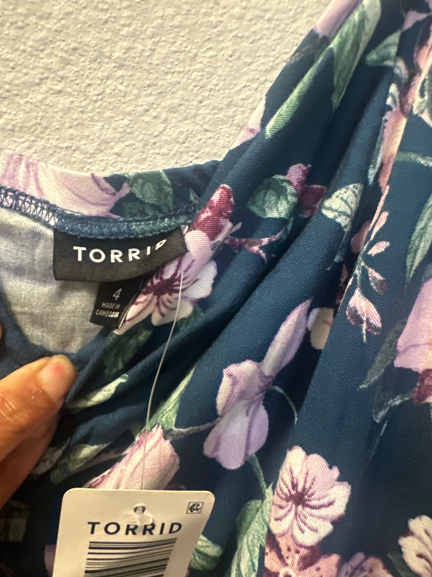 Size 4x (28) Torrid Blue & Pink floral Ruffled Straps Layered Romper