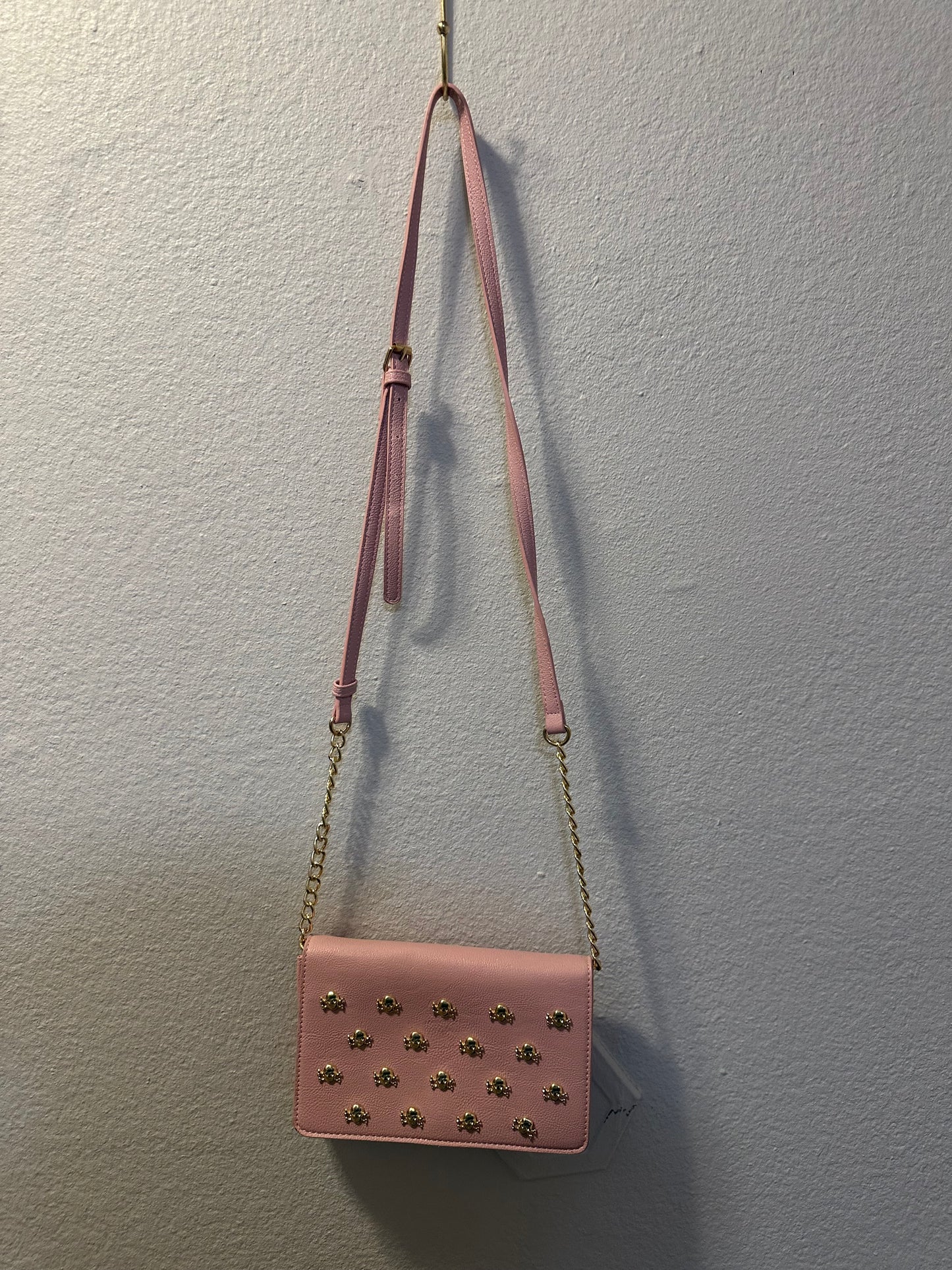 Pink Betsy Johnson Skull Cross Body Bag