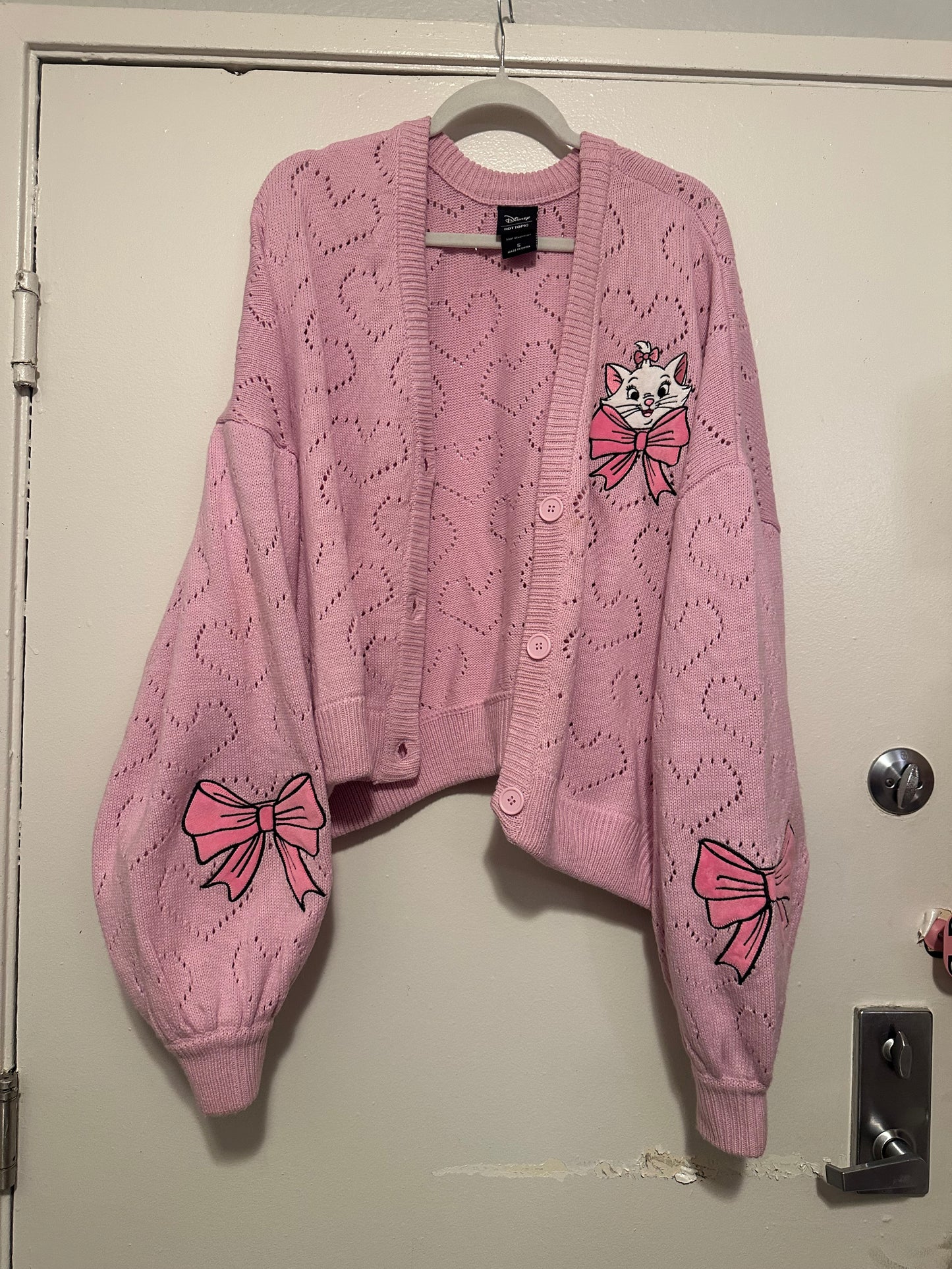 Size 5x (28) Disney The Aristocats Marie heart stitch plus size crop cardigan