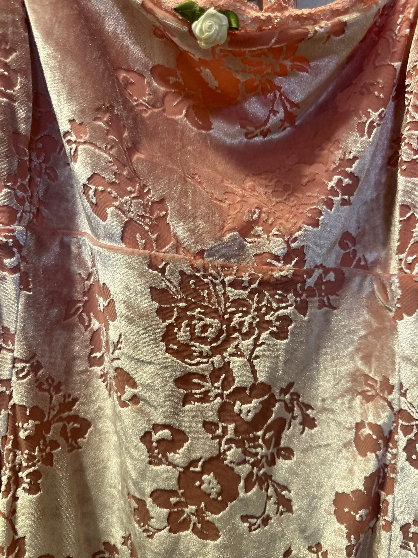 Size 4x (26) Torrid Velvet Floral Cut Out Skater Dress