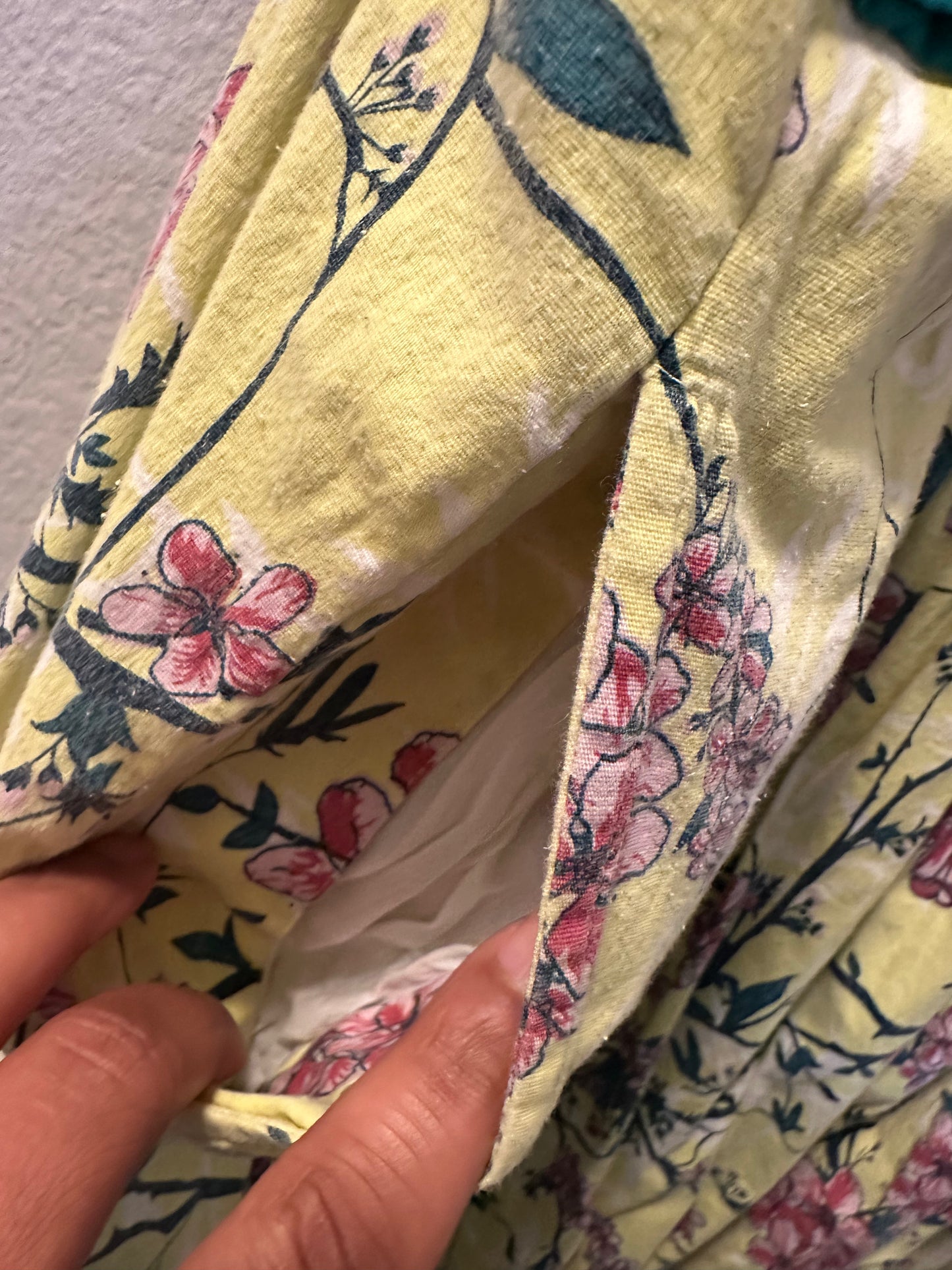 Size 8x (34) Eshakti Yellow Floral Dress