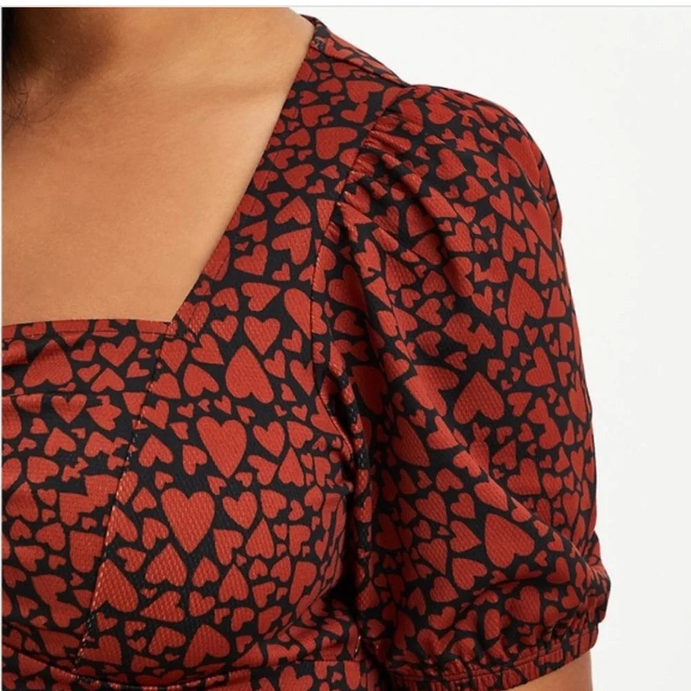 Size 6x (30) Torrid Mini Textured Hearts Knit Skater
Dress