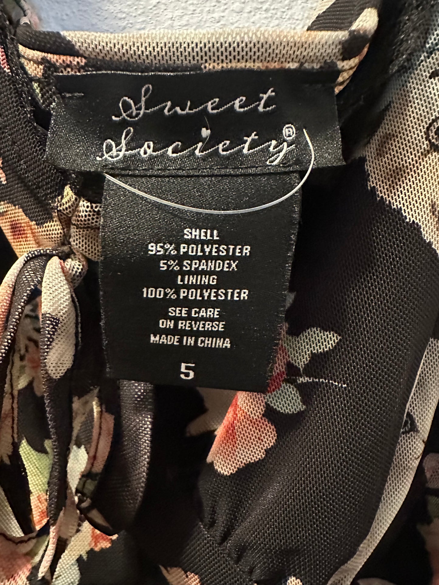 Size 5x (28) Sweet Society Kitten Roses Lace Mesh Dress.