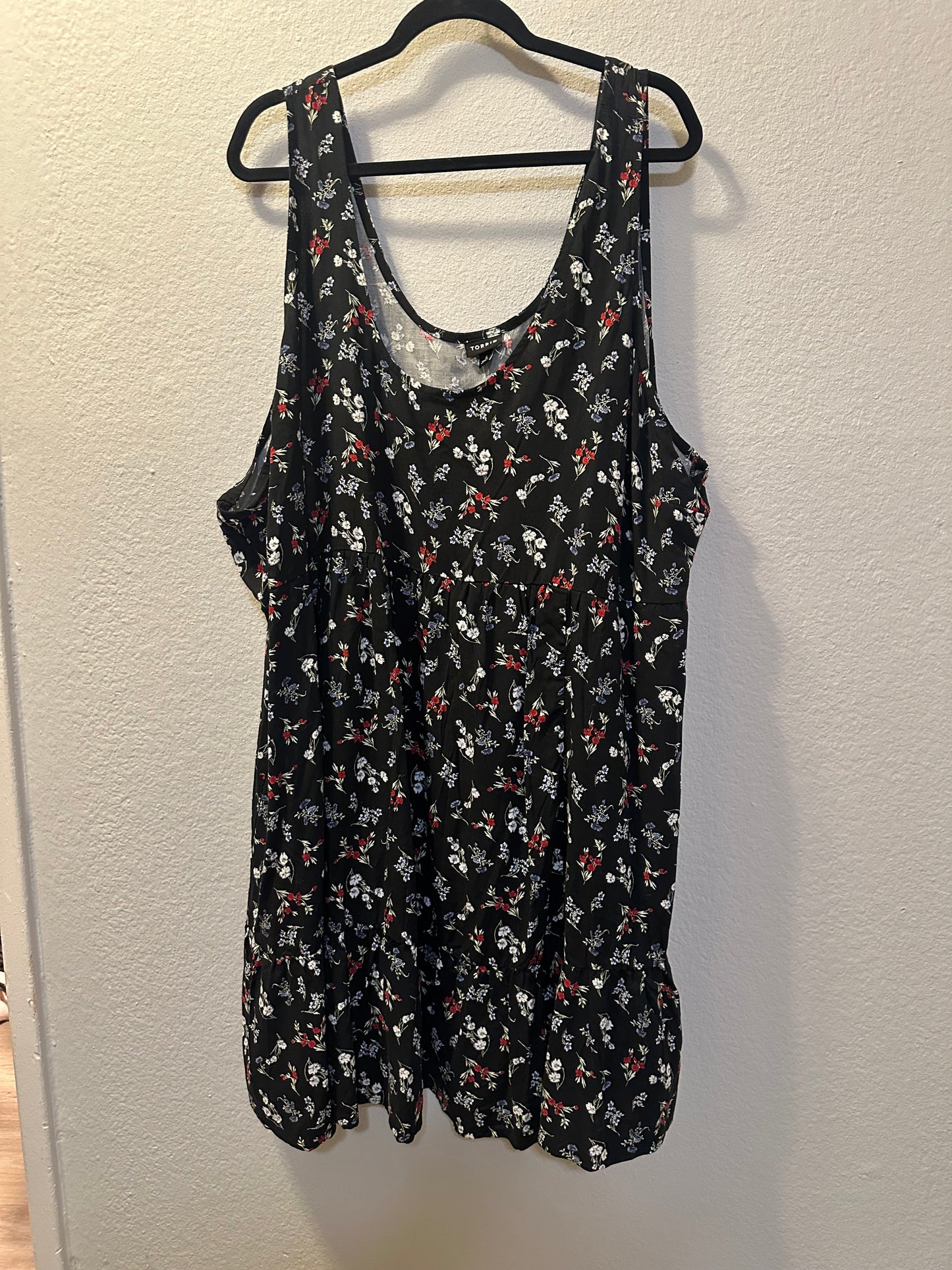 Size 4x (26) Torrid Tiered Tank Mini Dress