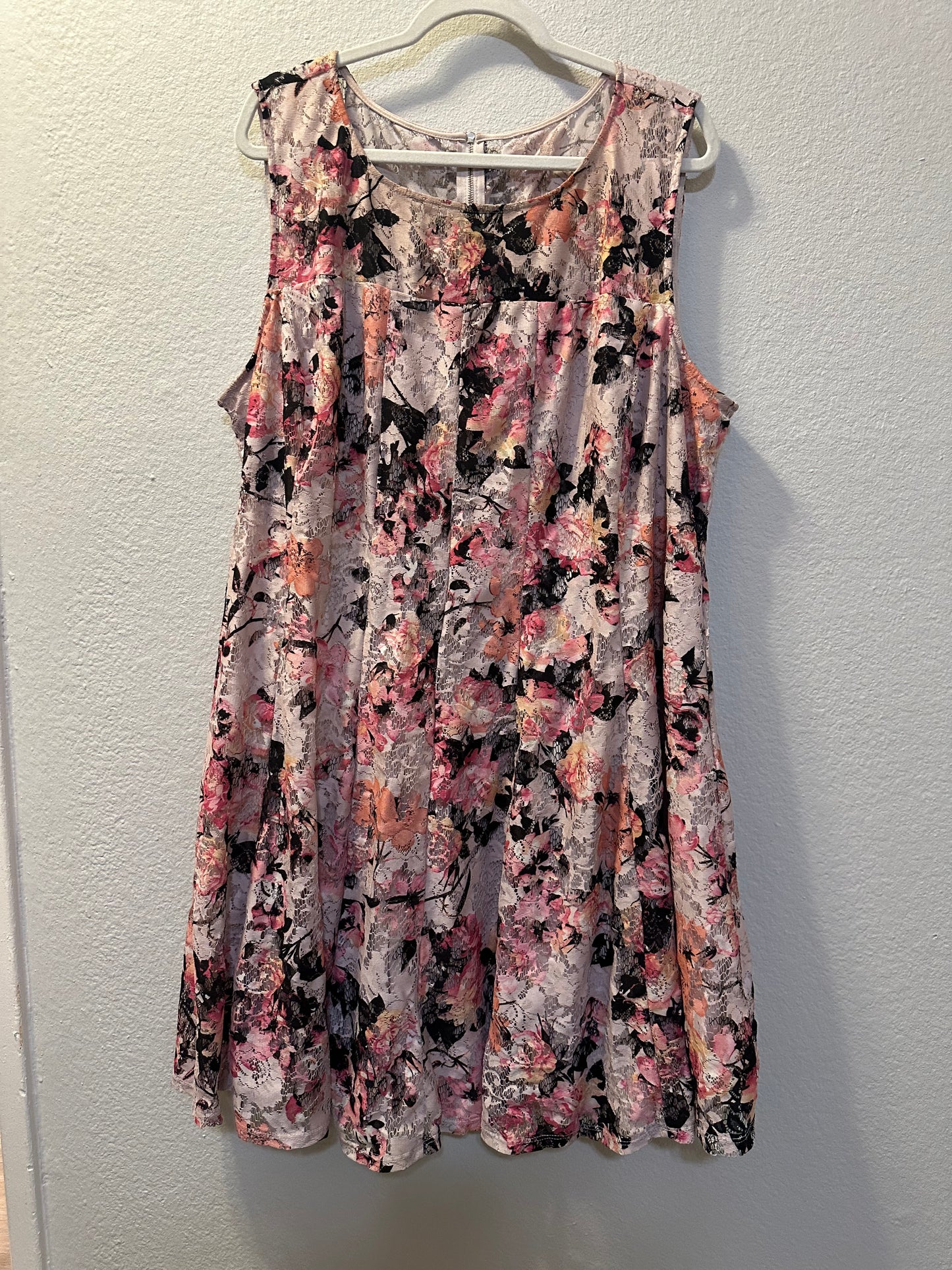 Size 26/28 Lane Bryant Pink Floral Lace Dress