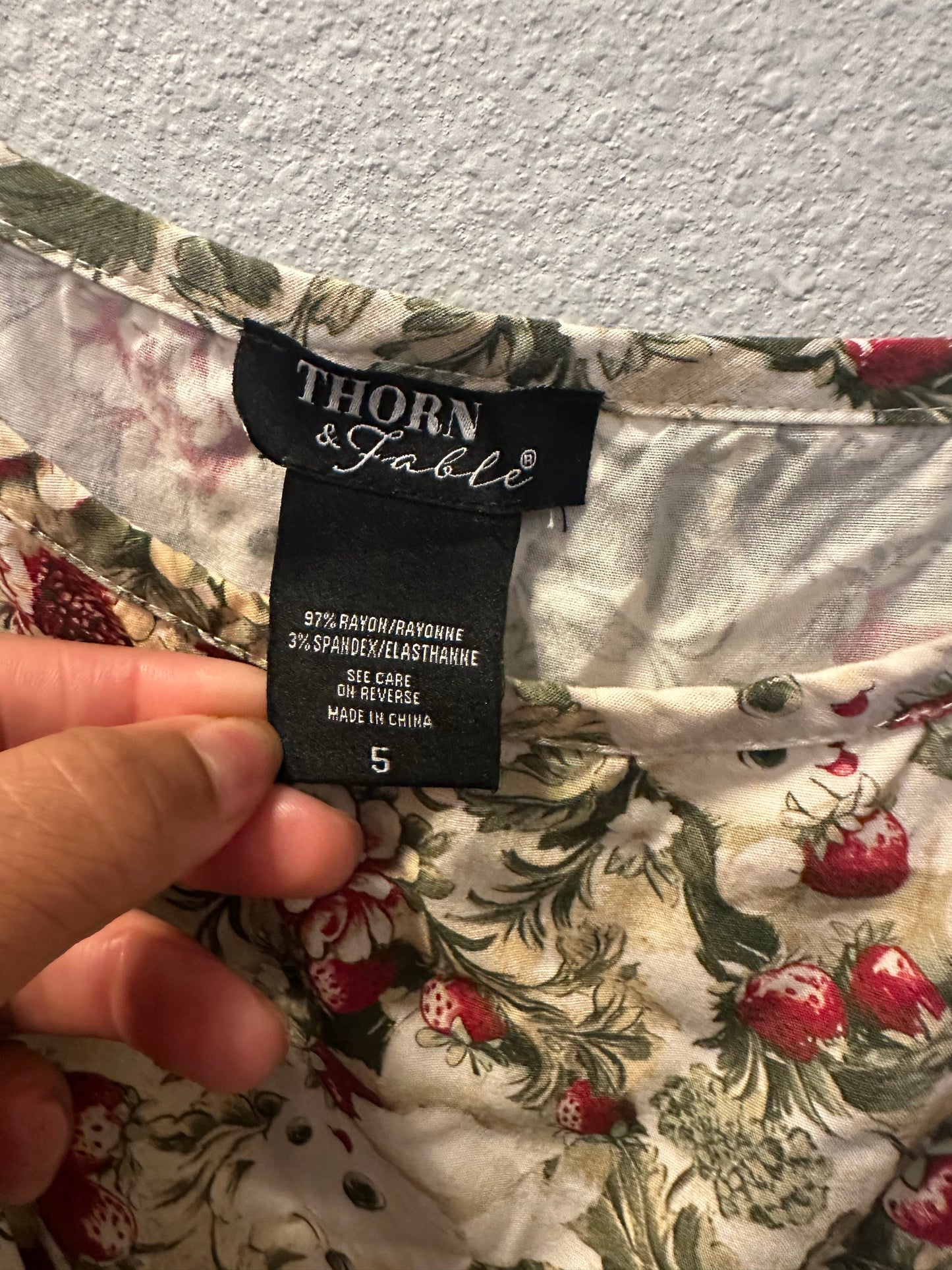 Size 5x (28) Thorn & Fabel Strawberry Kitten Dress