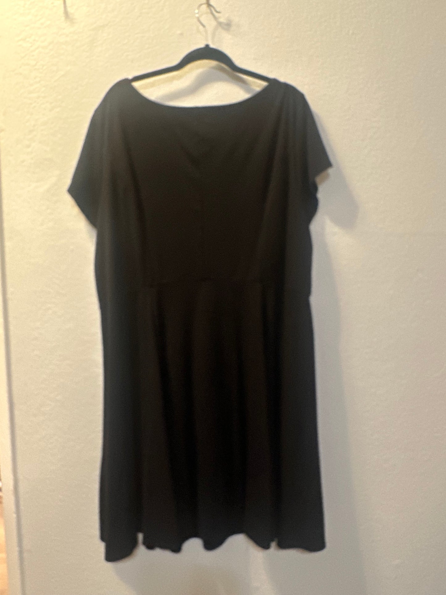 Size 5x (28) Torrid Chest Cut Out Skater Dress