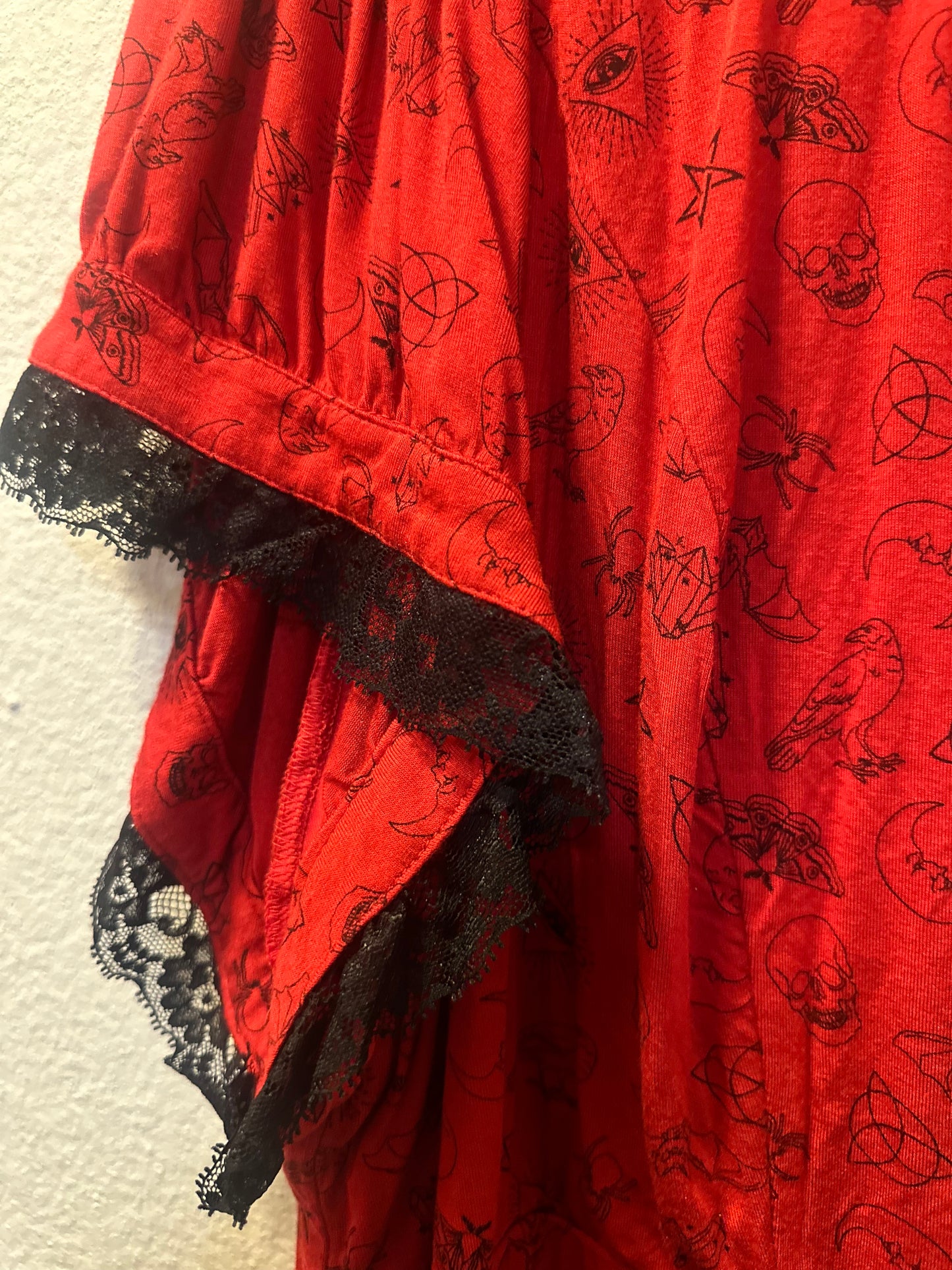 Size 5x (28) Hot Topic Red Alchemy Dress