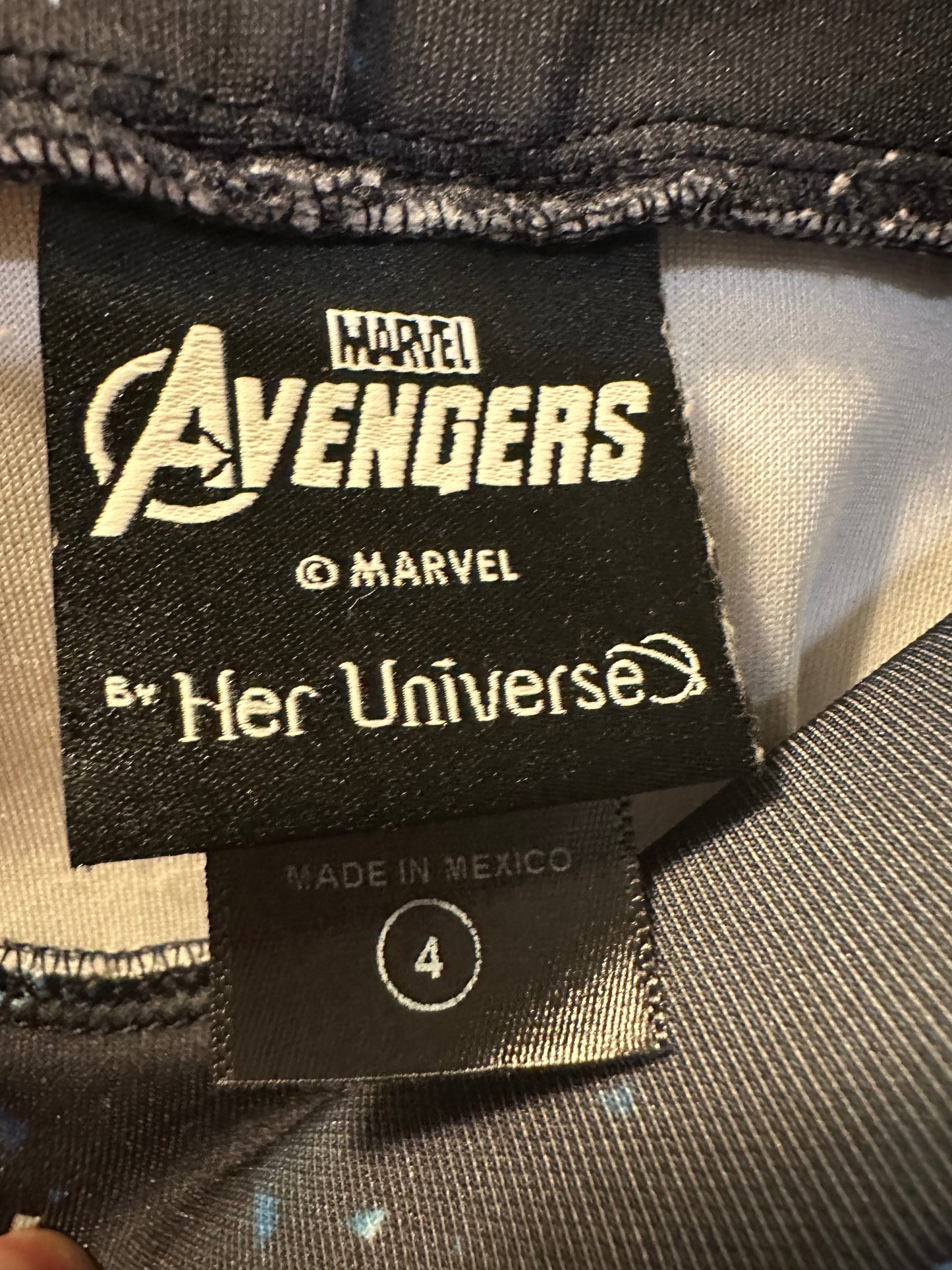 Size 4x (28) Torrid Her Universe Marvel Avengers Infinity
