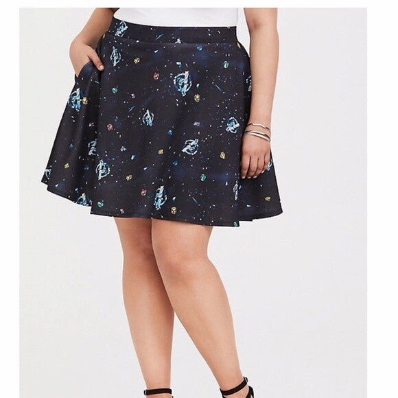 Size 4x (28) Torrid Her Universe Marvel Avengers Infinity