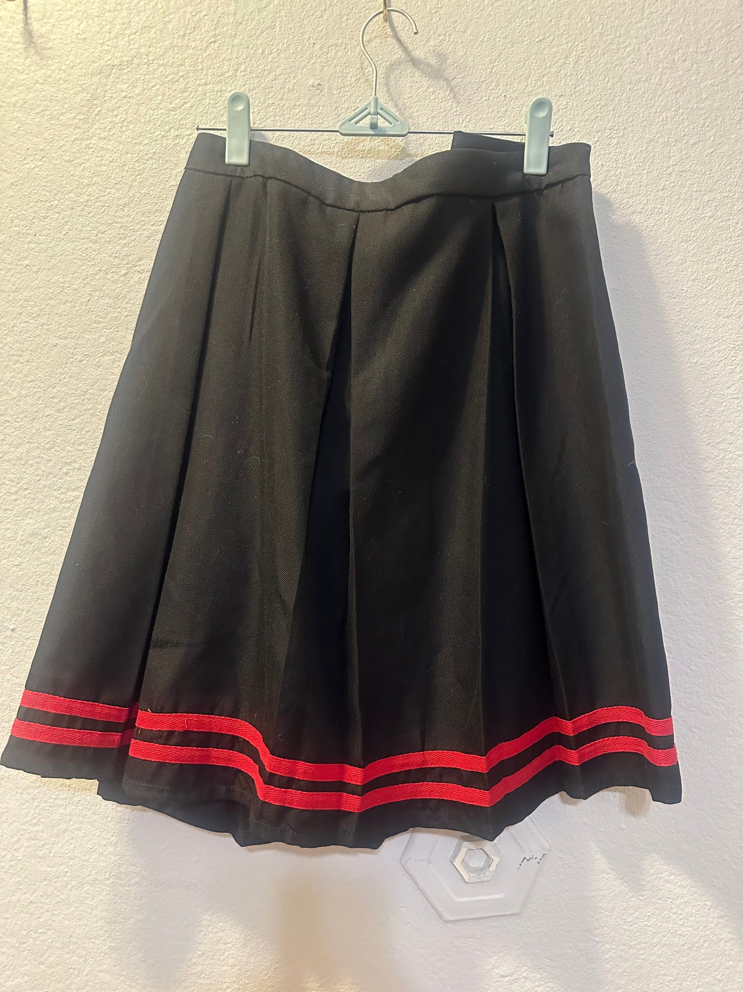 Sir 5x (28) Black & Red Pleated Cheer Skirt Plus Size