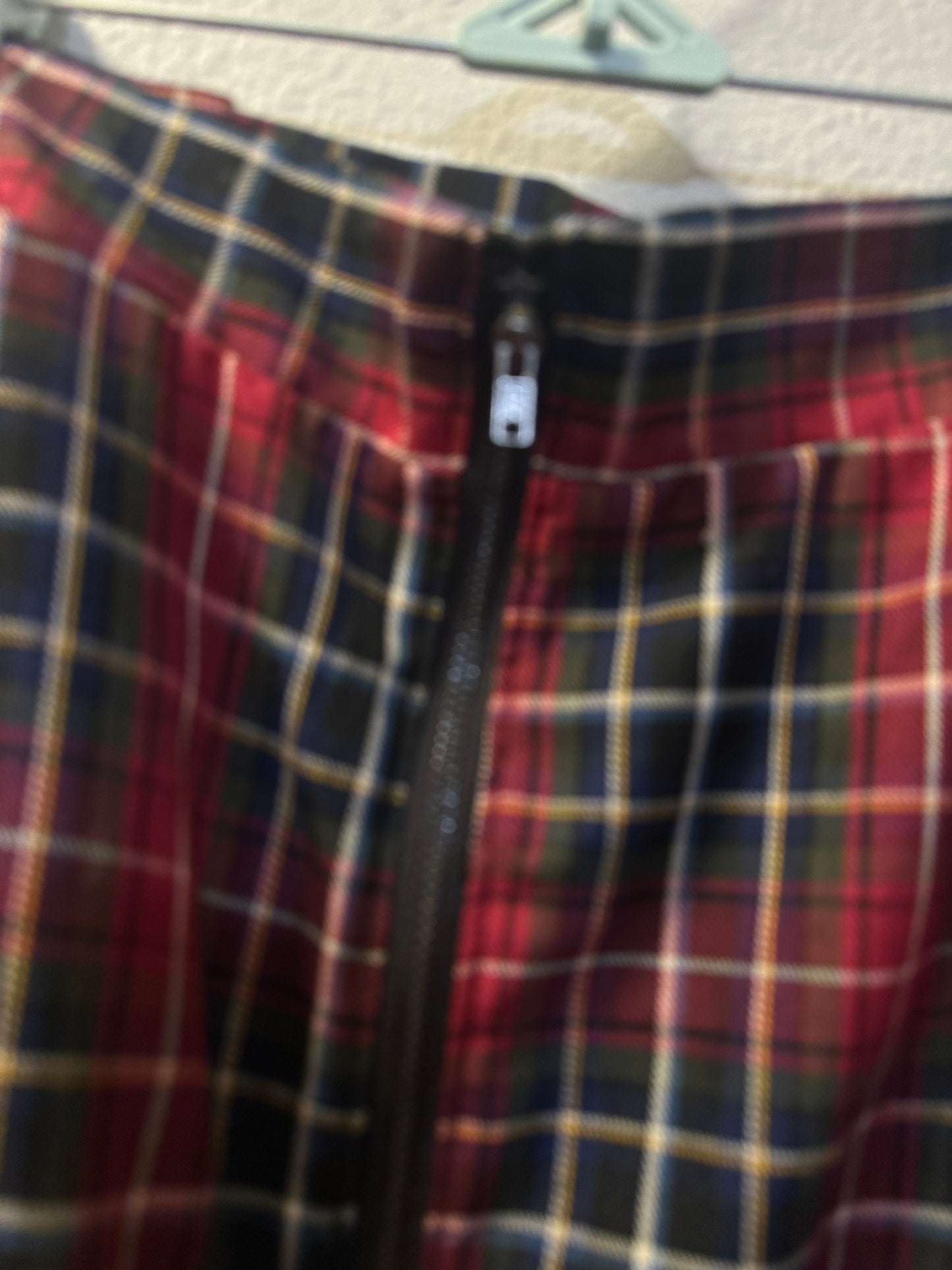 Size 6x (30) Torrid Twill Plaid Pleated Skater Skirt