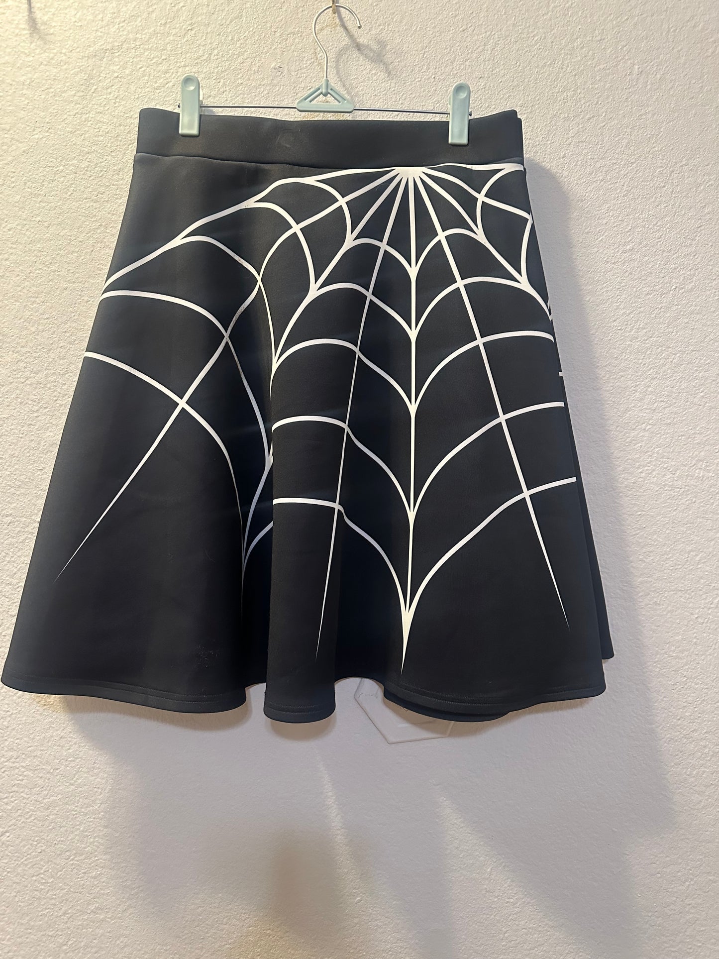 Size 5x (28) Hot Topic Spiderweb Skirt
