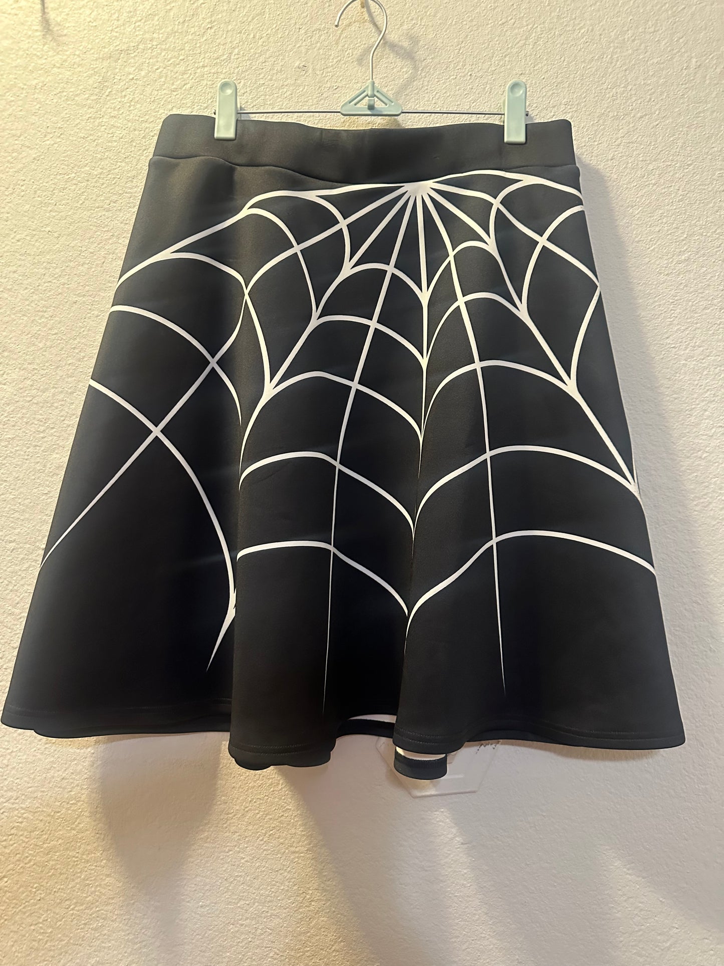 Size 5x (28) Hot Topic Spiderweb Skirt
