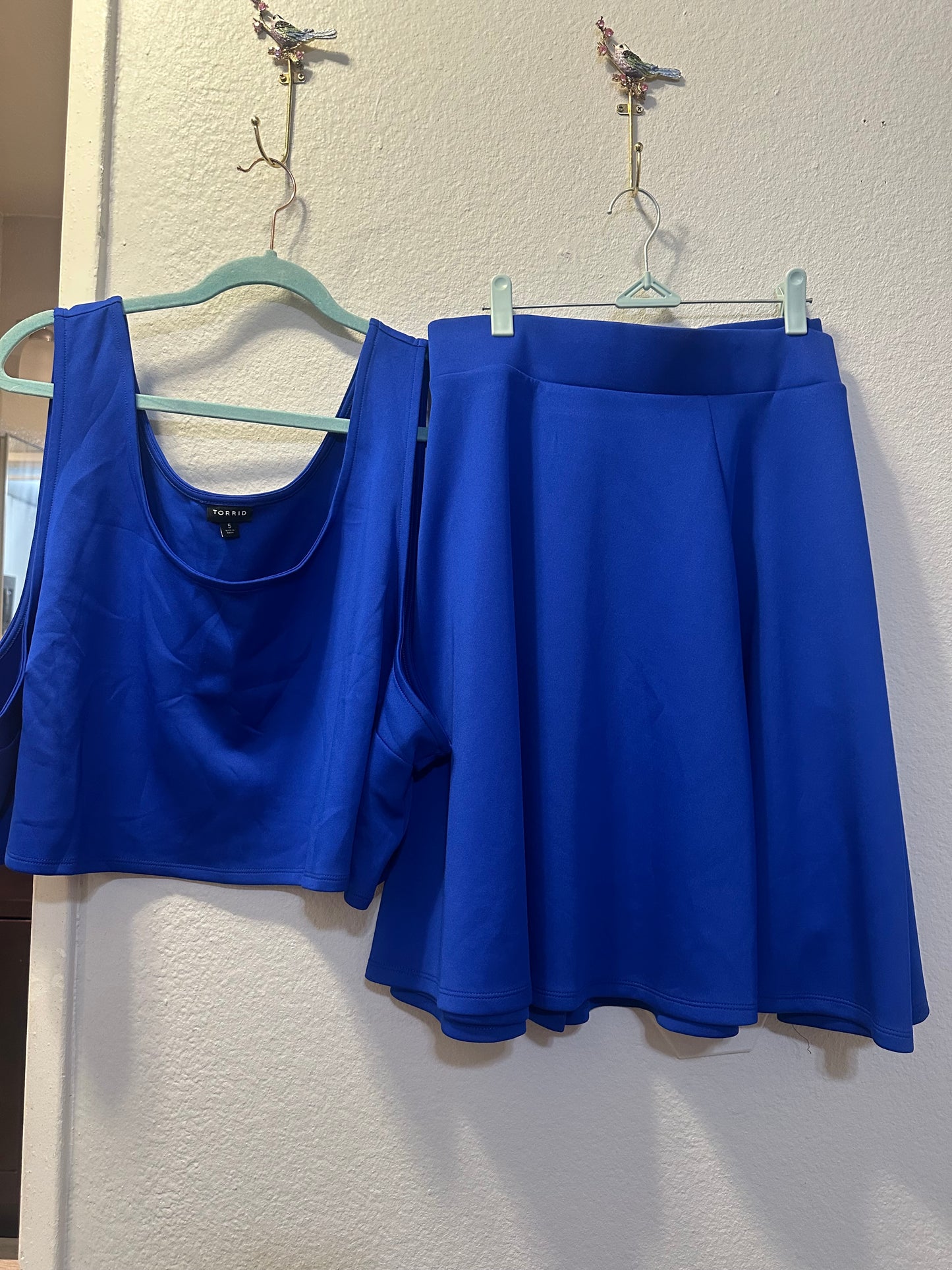 Size 6x (30) Torrid Blue Mini Scuba Skater Set