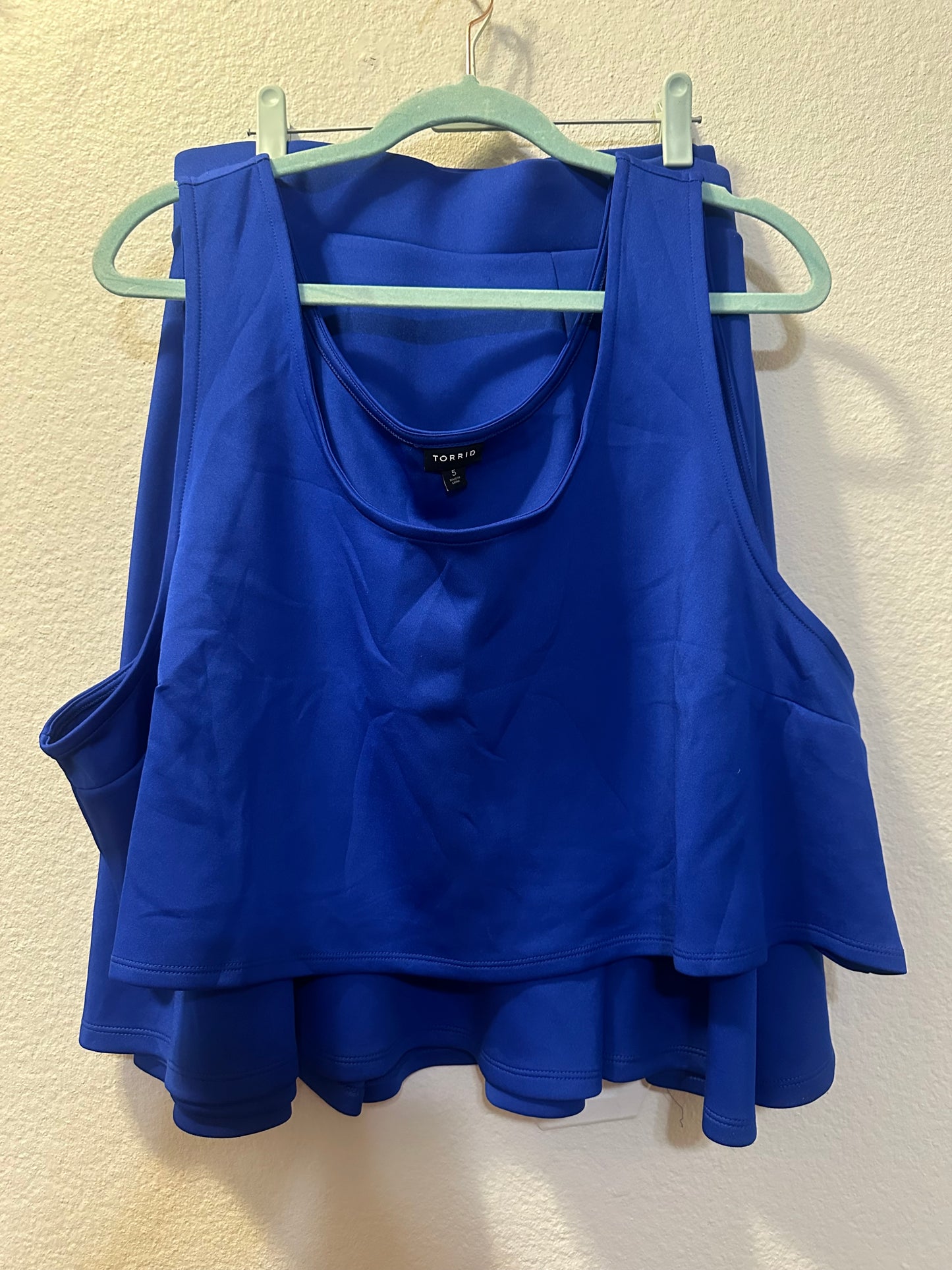 Size 6x (30) Torrid Blue Mini Scuba Skater Set
