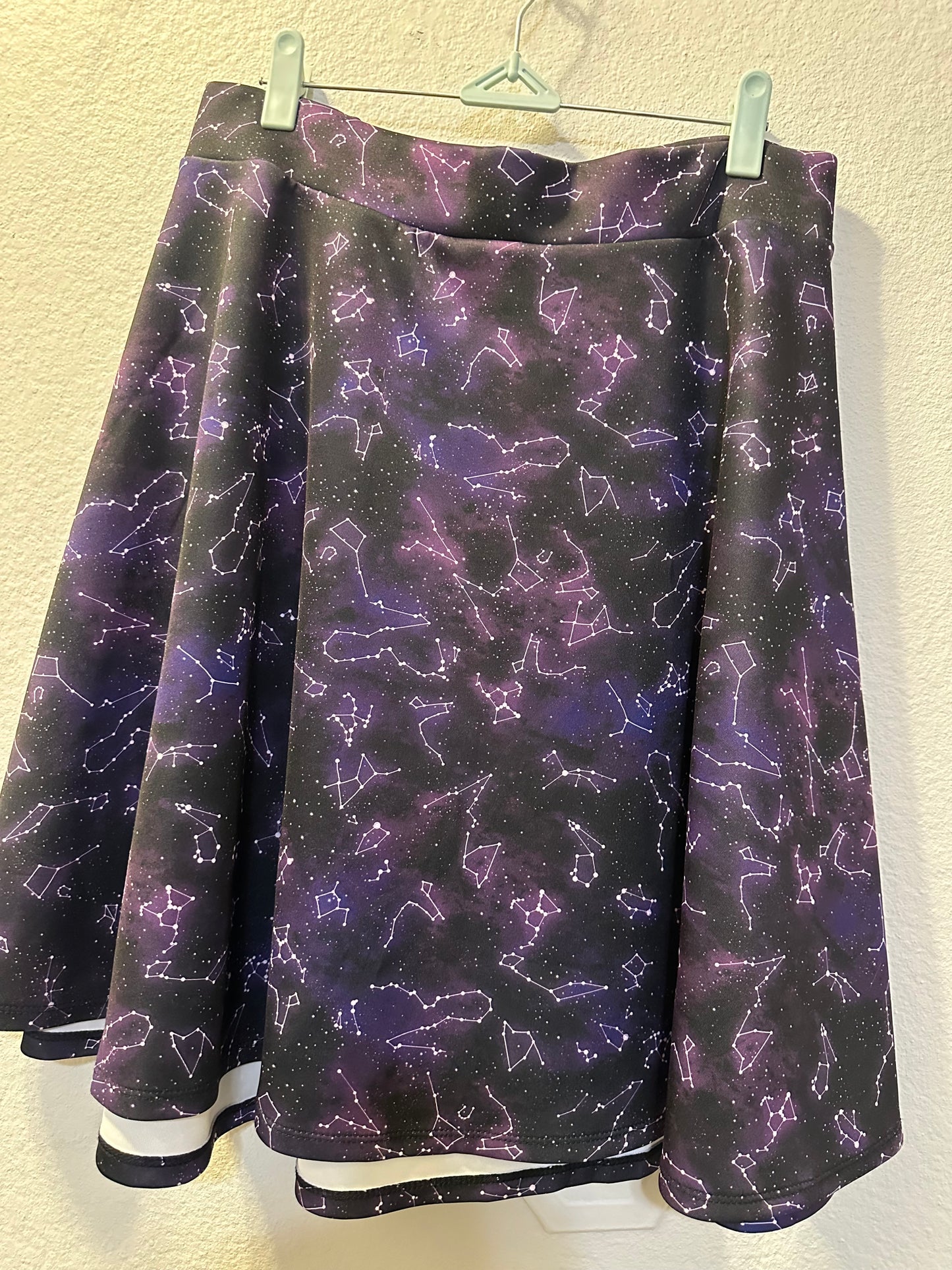Size 5x (28) Hot Topic Constellation Print Skater Skirt