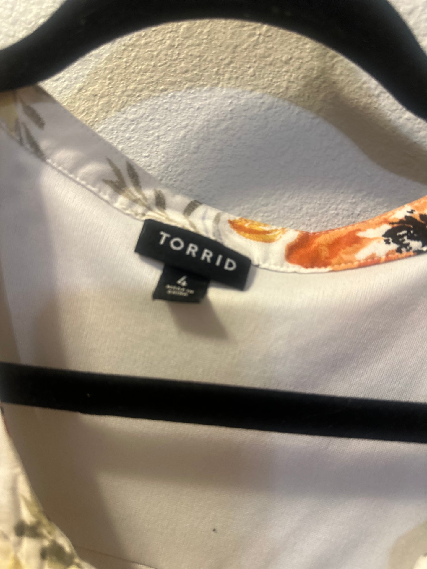 Size 4x (26) Torrid Ivory Floral Challis Shirt Dress Plus