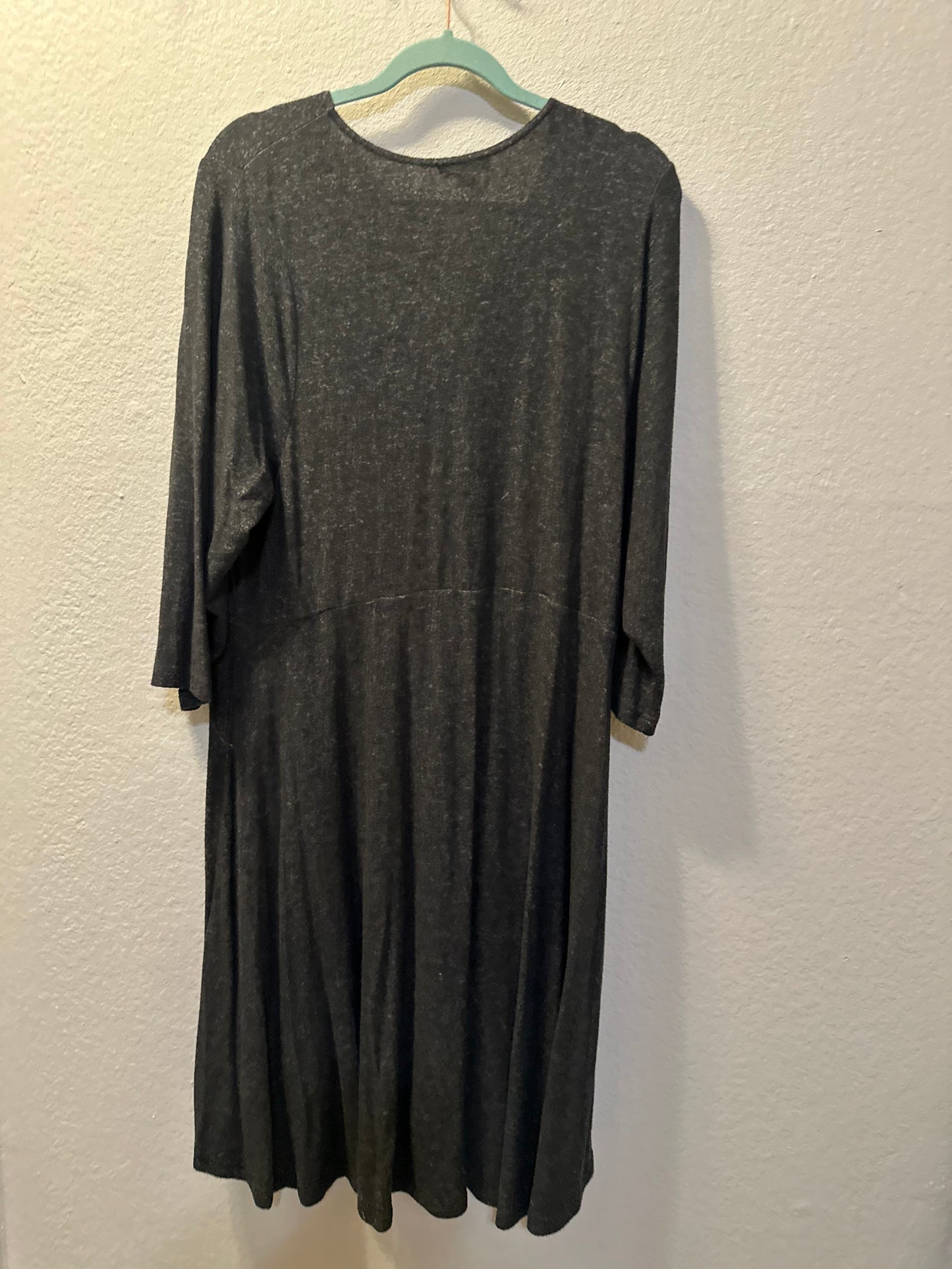Size 3x (24) Torrid Faux Wrap Dress