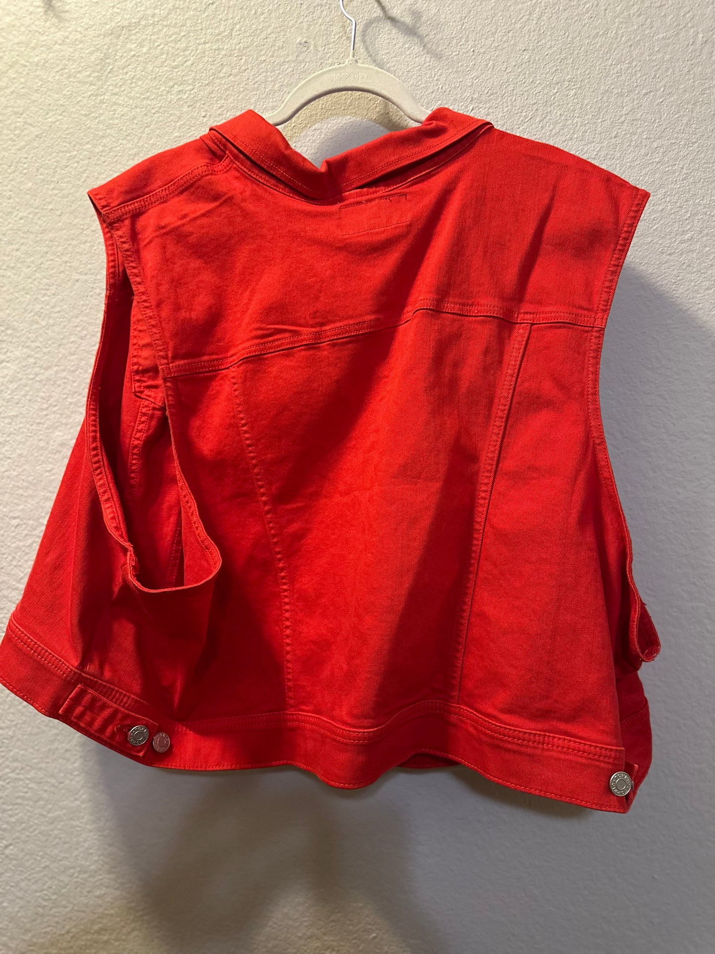 Size 6x (30) Red Denim vest from Tourette