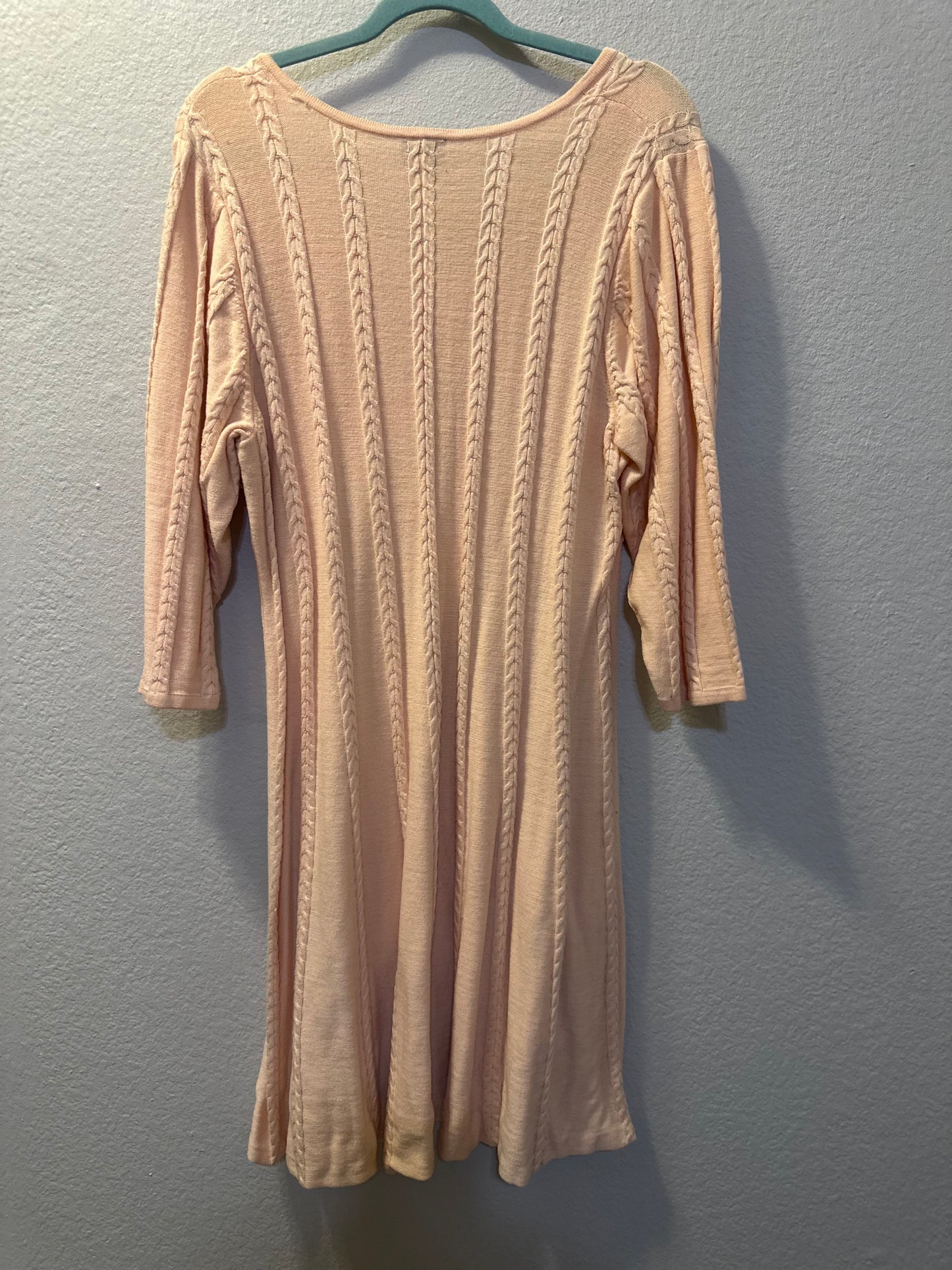 Size 3x (24) Torrid Light Pink Cable Knit Sweater Dress