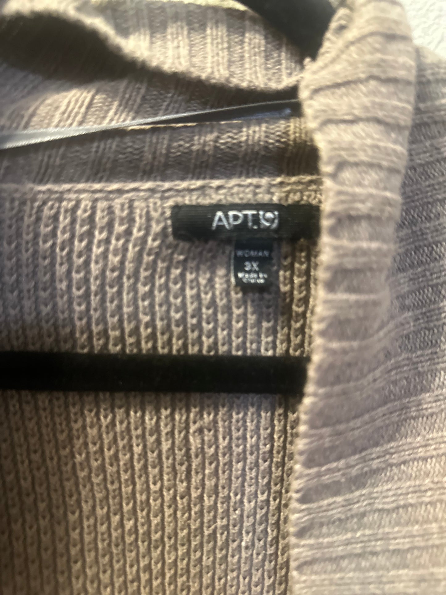 Size 3x (24) Apt 9 knitted gray button front short cardigan ￼