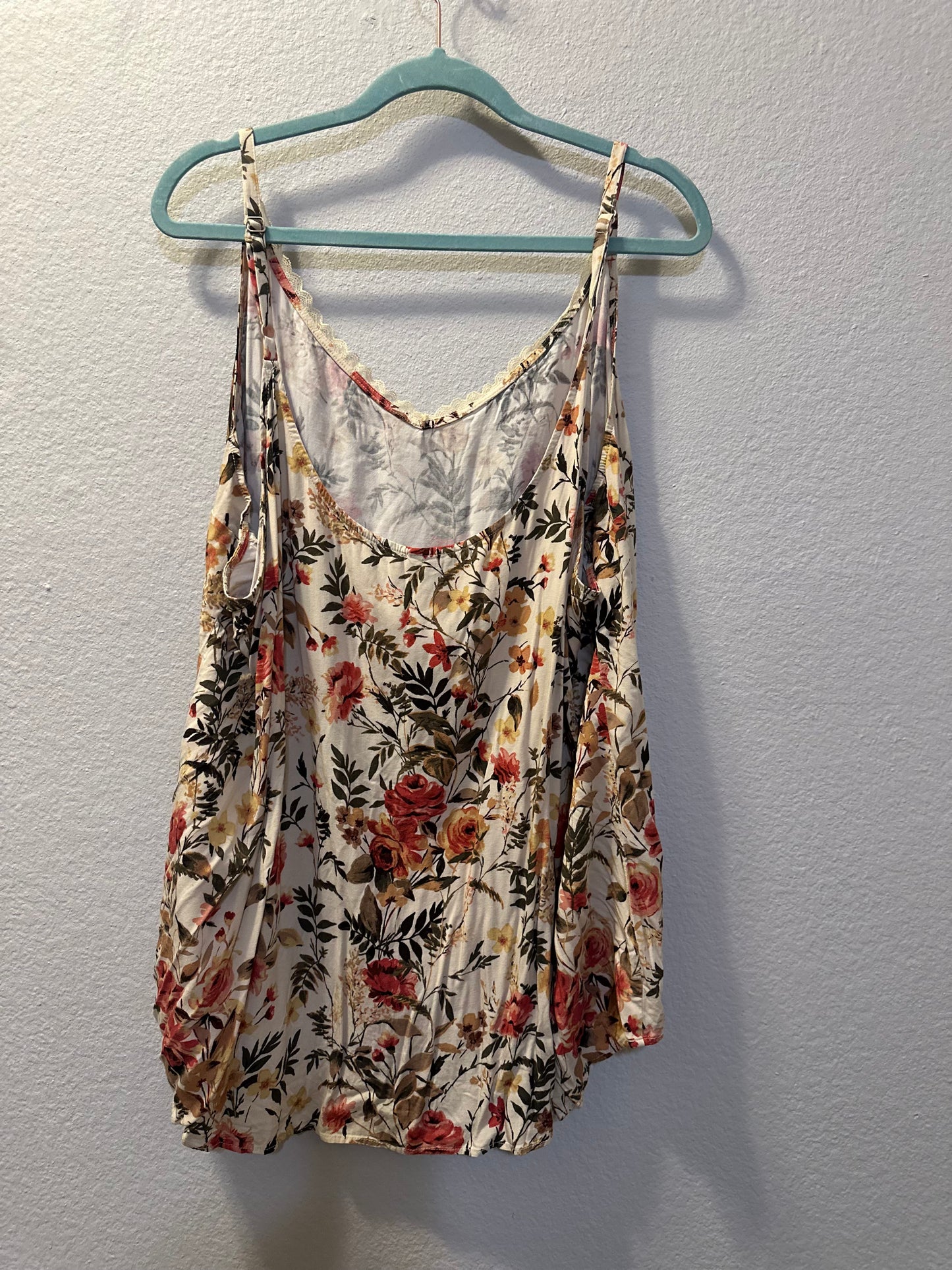 Size 6x (30) For a Cami by Torrid