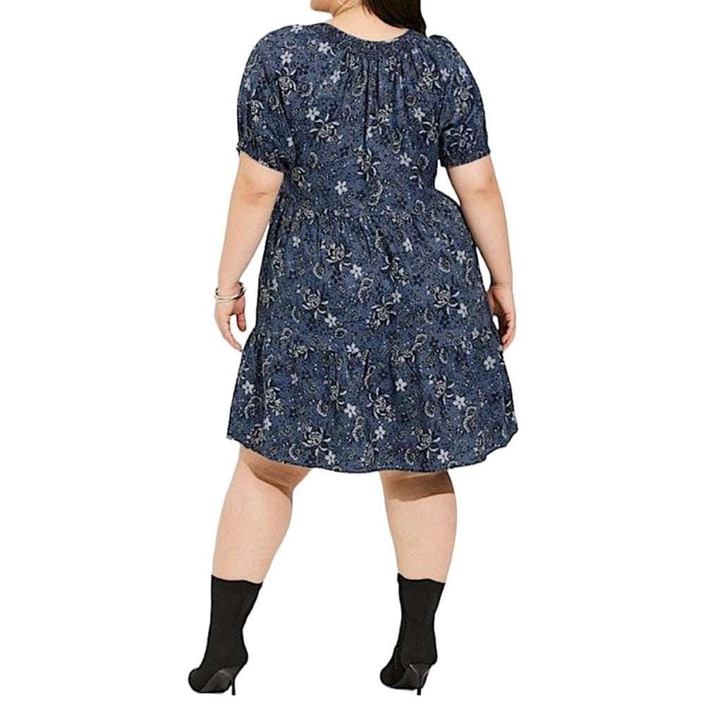Size 4x (30) TORRID Mini Chambray Puff Sleeve Smocked Dress