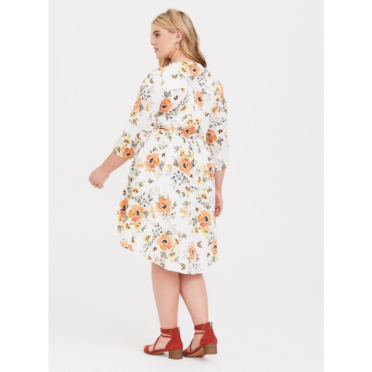 Size 4x (26) Torrid Ivory Floral Challis Shirt Dress Plus
