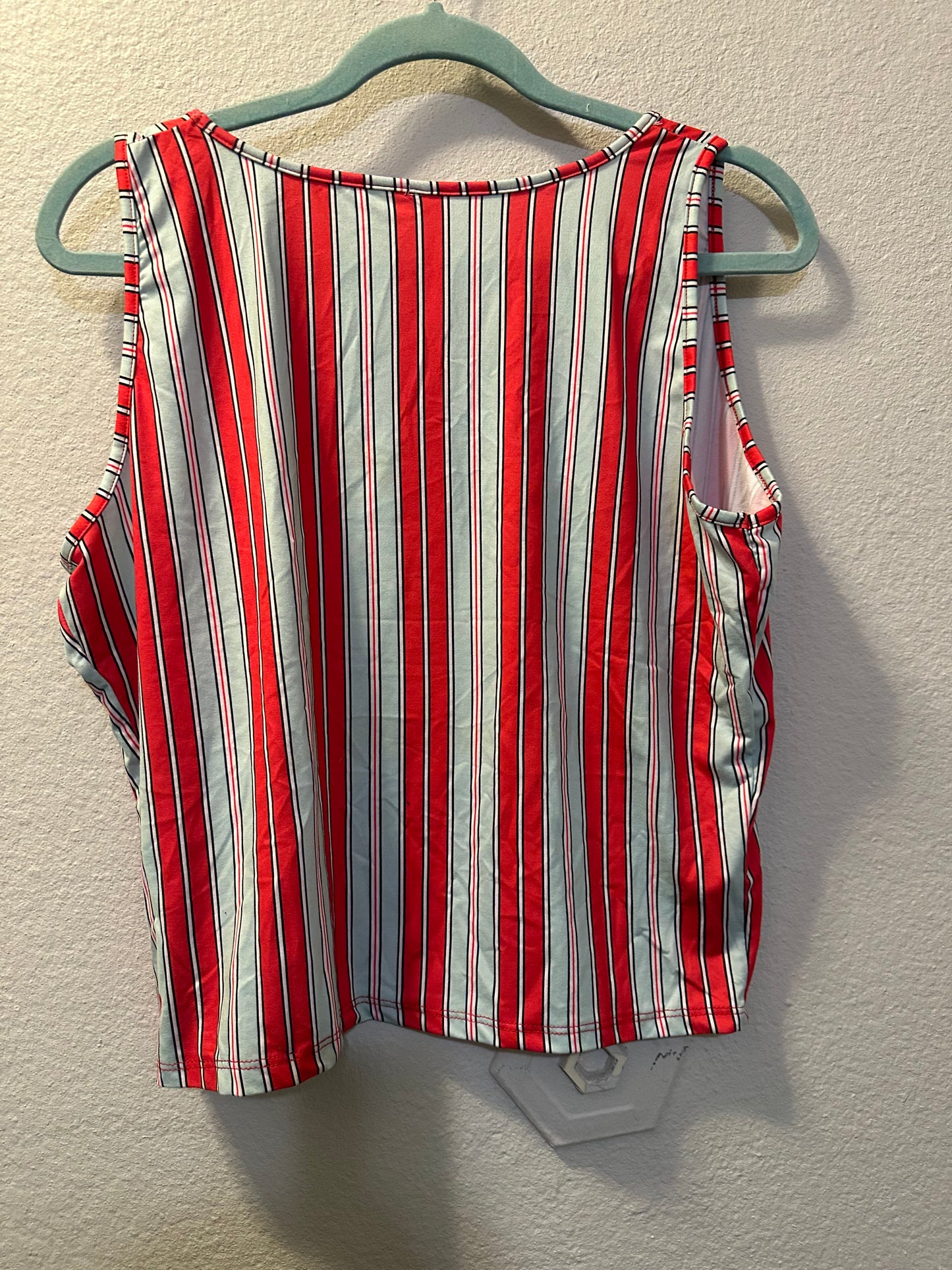 Size 3x (24) Red Stripe Crop Tank Top