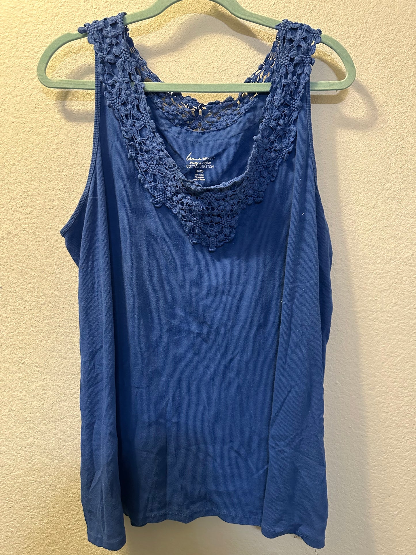Size 4x/5x (26/28) Colbot Blue Lane Bryant Tank Top