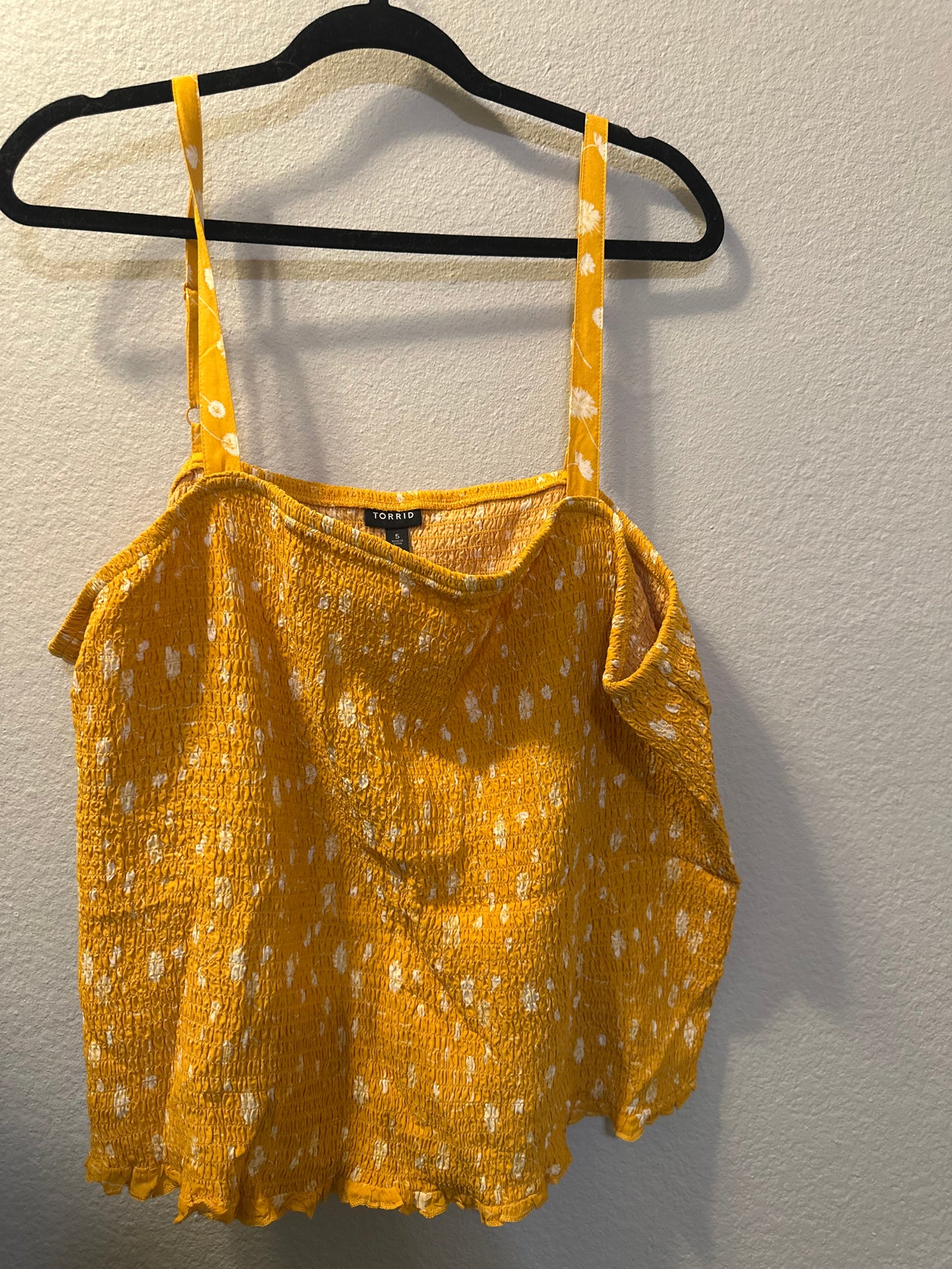 Size 5x (28) TORRID Yellow FLORAL CHALLIS STRETCH Smocked CROP CAMI